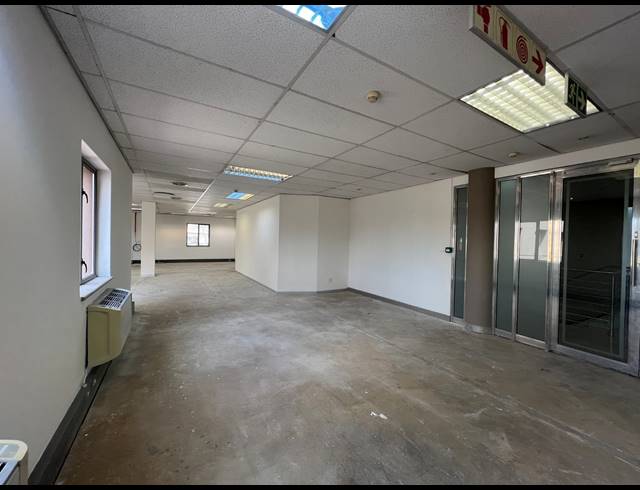 354M² OFFICE TO LET IN ILLOVO